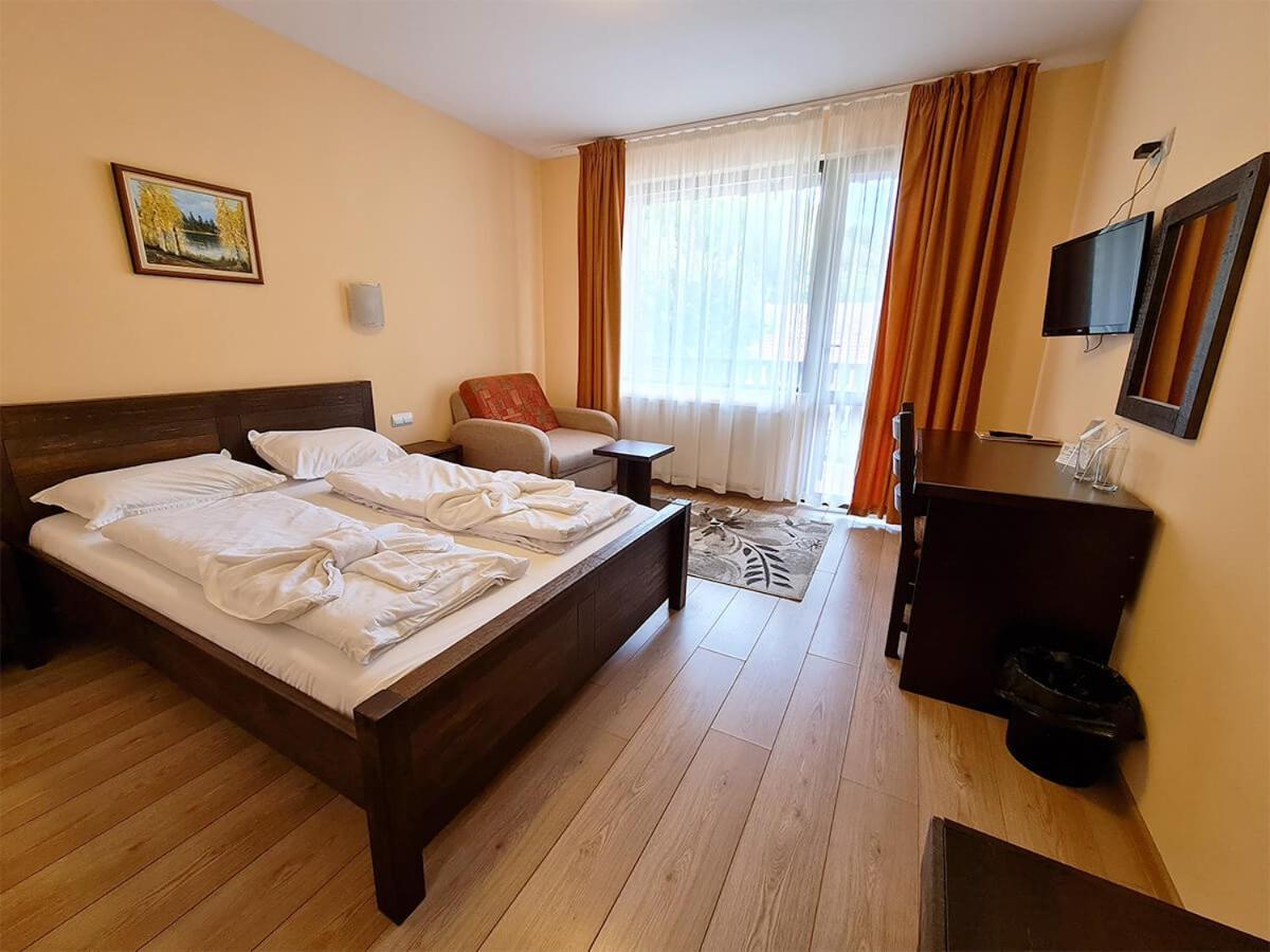 Family Hills Hotel 3*